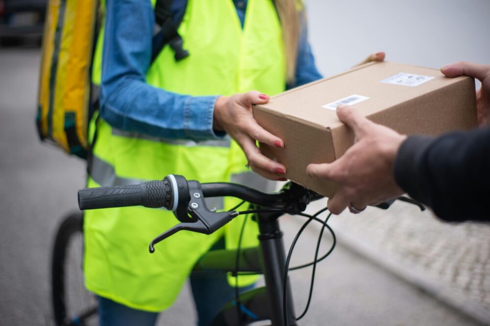 CACI Data Points To Shift In Last-Mile Delivery Habits 1 Delivery 274 Large