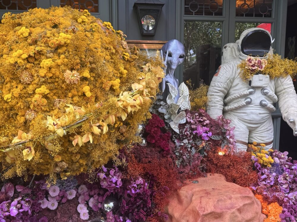 Chelsea In Bloom 2026 Is Out Of This World 1 Chelsea in Bloom 2026 - Taken outside the Ivy
